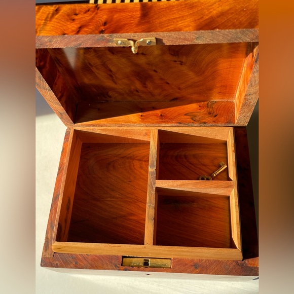 Jewelry Box - Moroccan burl wood Jewelry box - handmade Thuya - Picture 5 of 10